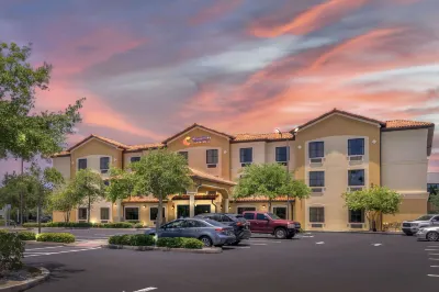 Comfort Inn & Suites Northeast - Gateway Hotels in Pinellas County