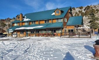 Aspen Cove Resort - Housity