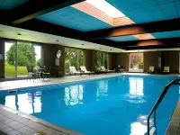 Old Thorns Hotel & Resort - Yüzme Havuzu
