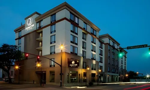 DoubleTree by Hilton Hotel Savannah Historic District
