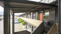 Modern Motel - 2-Star