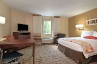 MainStay Suites Omaha Old Mill Hotel in zona Bellevue University Lozier Professional Center