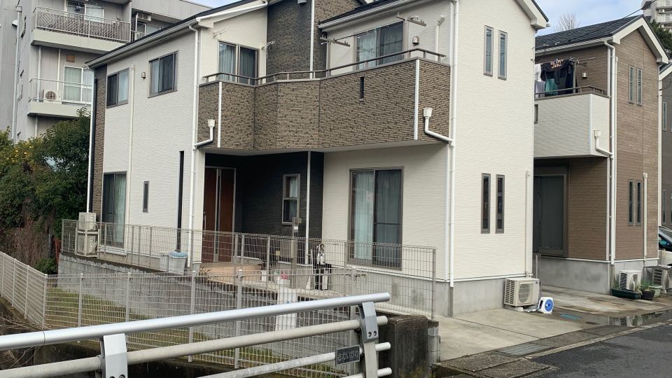 Enoshima Home Approximately 6 Minutes Walk from