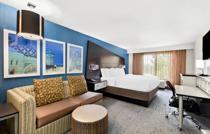 Holiday Inn Express ATLANTA GALLERIA-BALLPARK AREA by IHG