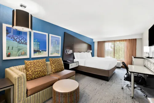 Holiday Inn Express Atlanta Galleria-Ballpark Area Hotels in Smyrna