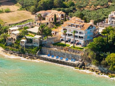 Playa Del Zante, by TK Premium Stays