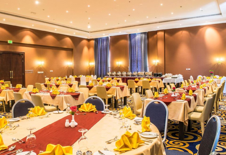 Premium Strato Hotel