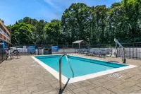 Best Western Atlanta-Marietta Ballpark Hotel - Pools