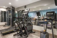 Best Western Plus Lafayette Hotel University Area - Gym