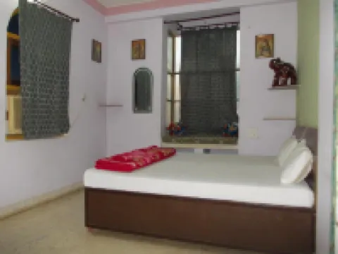 Raj Mahal Guest House