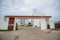 Cozy 2-Bedroom Retreat with Pool Access Hotel in zona Centro Regulador de Transporte // Inntegra Multimodal, S.A. De C.V.