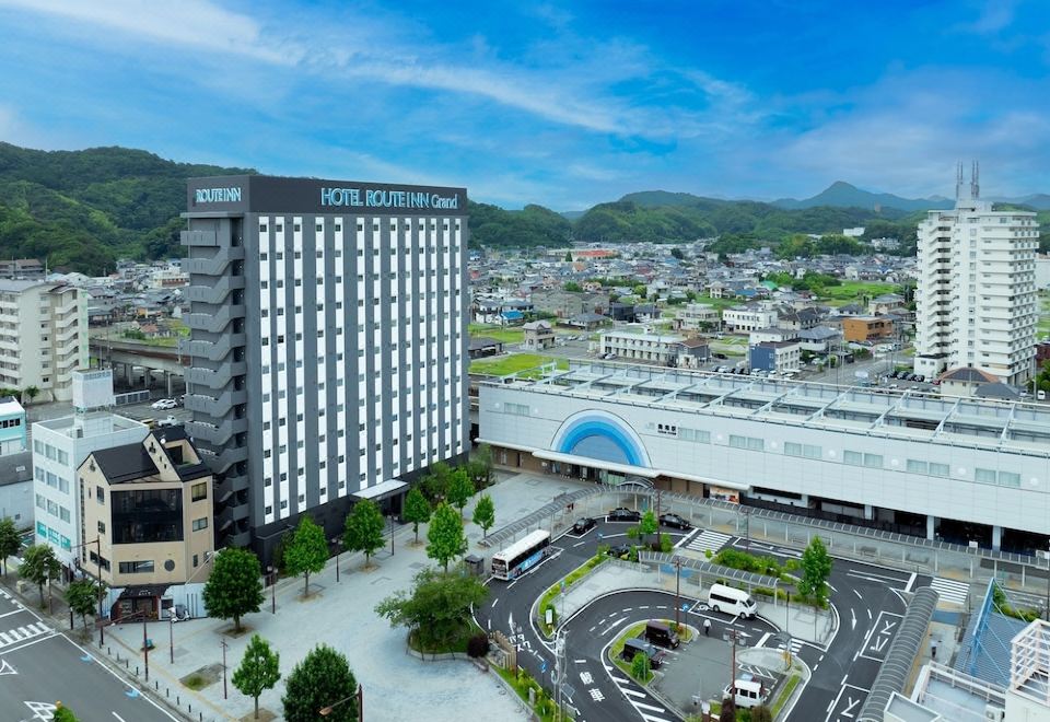 3. 호텔 루트 인 ..