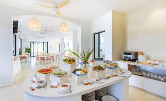 Moodhoian Riverside Resort & Spa