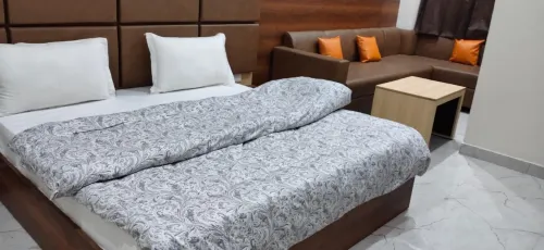 Hotel Prem Manor, Roorkee فنادق في روركي