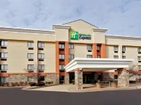 Holiday Inn Express Fort Campbell-Oak Grove Hotels in Oak Grove