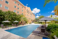 Hodelpa Garden Court - Pools