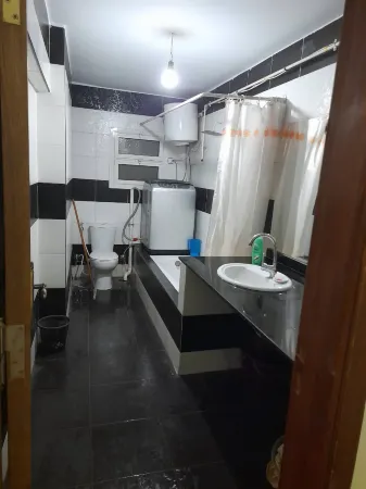 Enjoying And Comfortable Stay Отели рядом с достопримечательностью «Церковь Святой Марии»