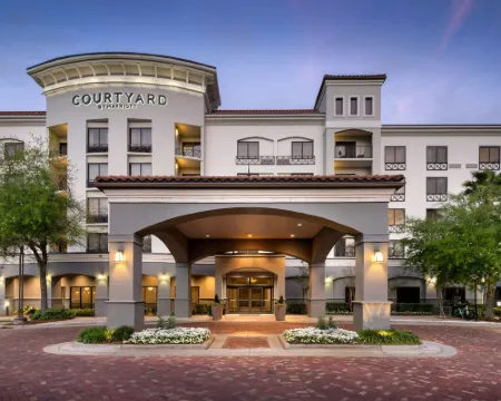 Courtyard Sandestin at Grand Boulevard Hotels in Miramar Beach