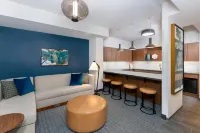 Courtyard Atlanta Midtown Hotels in Atlanta