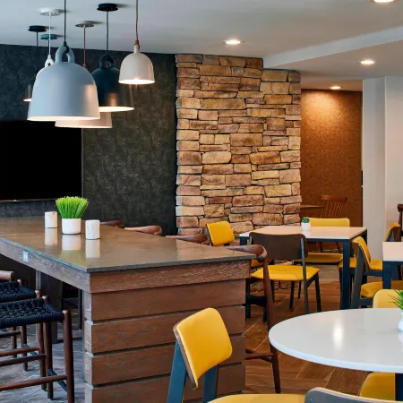 Fairfield Inn & Suites Albany Airport