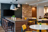 Fairfield Inn & Suites Albany Airport