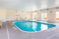 Fairfield Inn & Suites Greeley - Uima-altaat