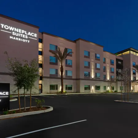 TownePlace Suites San Diego Central Отели рядом с достопримечательностью «Стадион SDCCU»