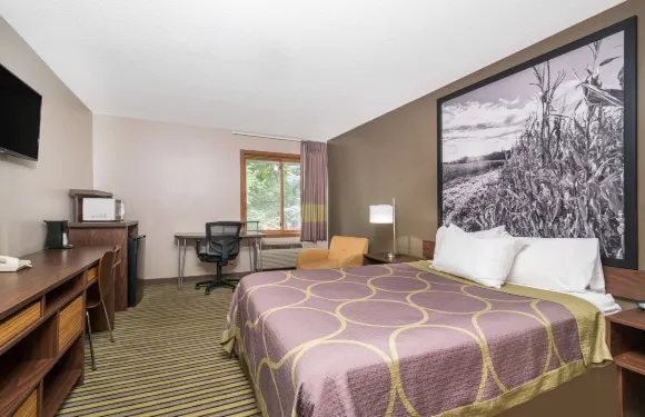 聖克勞德速8酒店