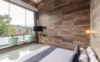 Van House Hotels in Lembang