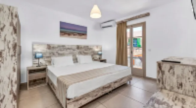 Erato Hotel