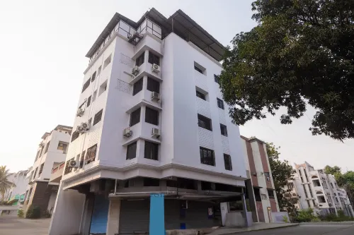 Treebo Shembekars Inn Hotels in Nagpur