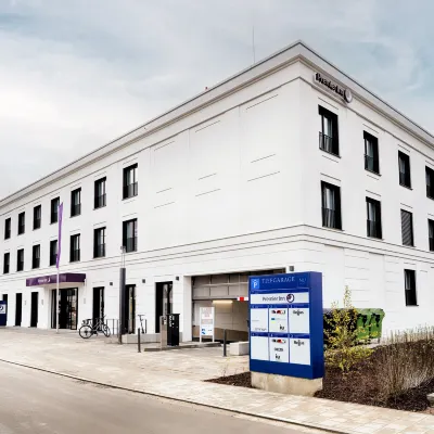 Premier Inn Regensburg City Centre Hotels near Altes Rathaus