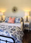 Little Cottage in Harmony Hotels near Kenneth Norris Rancho Marino Reserve