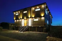 Oceanfront Luxury, EPIC Game Room, Hot Tub, 4 Kings Beds, Fire Pit, Amazing View