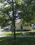 Cozy Home Close to Swimming Pool, Park, and quick Uber to Downtown 올 시즌스 가든 센터 주변 호텔