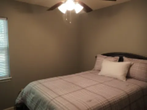 Cozy House Close To Everything Anderson Has To Offer Hotels in Anderson