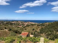 Pretty village house of character in Laroque des Albères Hotels in Laroque-des-Alberes