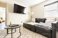 2BR for Crews & Families Near Jersey Gardens Mall