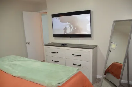 Enchanting Oasis - Centrally located!  Quiet, great TDY spot, family friendly.