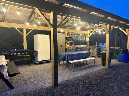 Tailgating Bus on Ischua Creek @ Campground Adventures