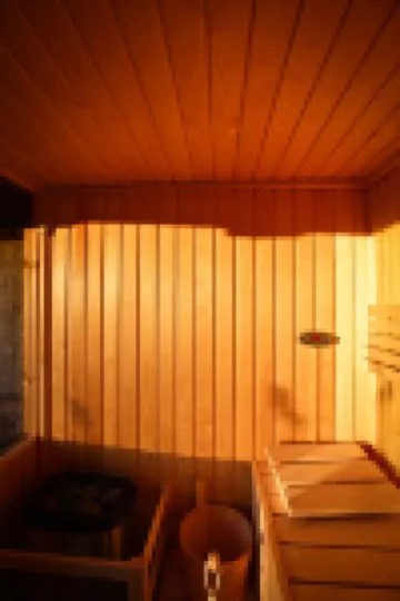 VICTORY HOUSE 4 FRONT LAKE AP4 GARDEN & SPA