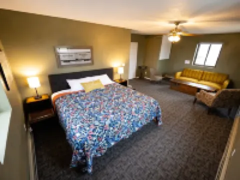 Historic innkeeper's apartment above a brewery taproom Hoteles en Superior