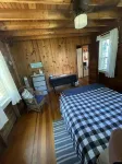 Steps from the beach, charming cottage Plymouth Ma