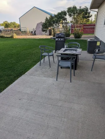 Modern Farm Style Home With Lots of Space