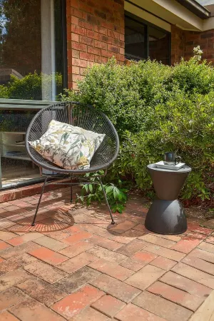 River front retreat in a quiet court only walking distance from cafes and Pub Отели рядом с достопримечательностью «Bright Riverside Adventure Playground»