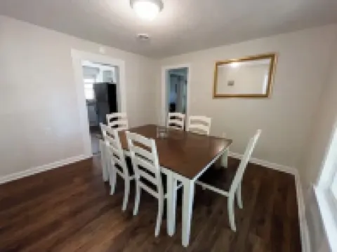 Lake Lodge - 2 bed / 2 bath Cabin