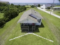 Historic Harkers Island Bungalow