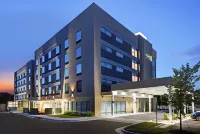Home2 Suites by Hilton Raleigh North I-540 Hotel a Raleigh