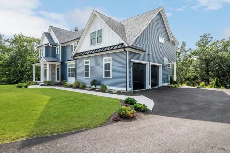 Woodland View Отели рядом с достопримечательностью «Университет Брайант»