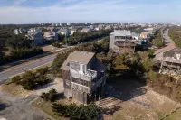 Semi-Oceanfront home with direct access to the beach! - 3-Star
